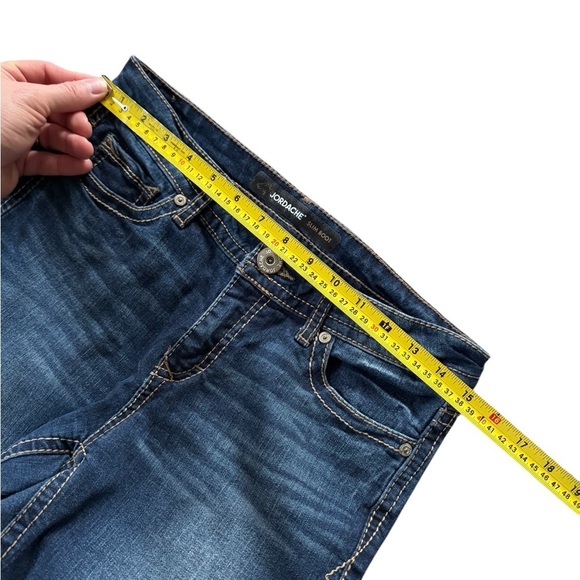 Women’s Jordache Slim Boots Denim Jeans Size 4 EUC - Picture 2 of 5